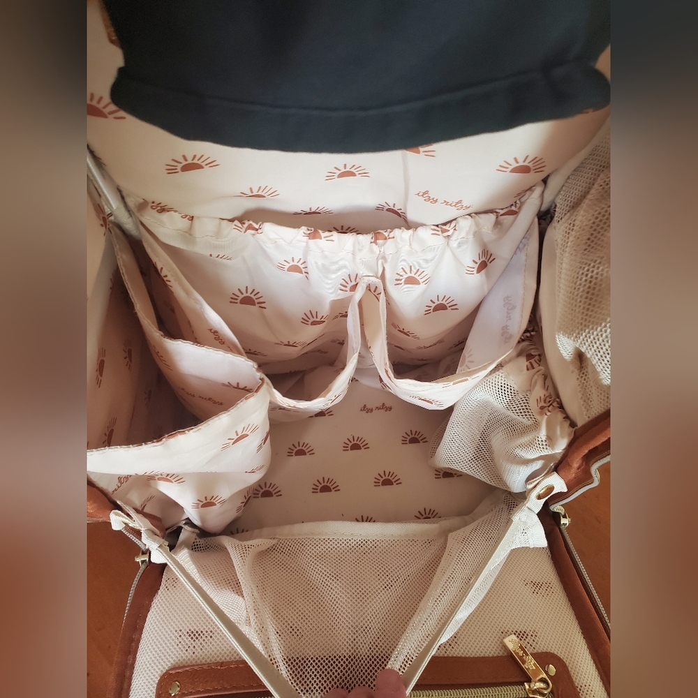 Itzy Ritzy Boss Plus - Picture 11 of 12